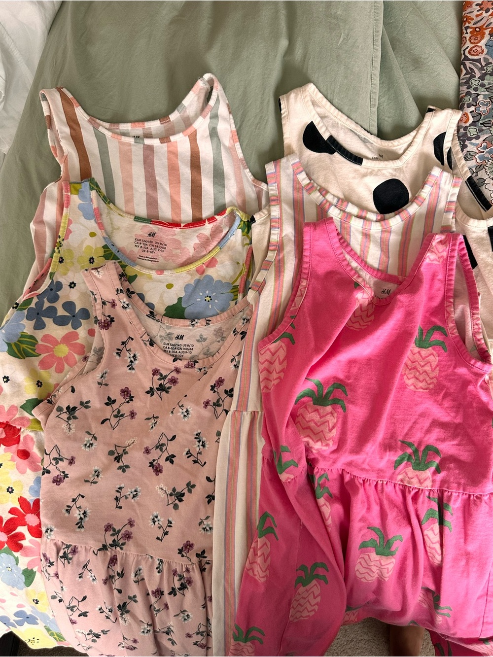 H&M set of six girls shift dresses in size 8/10. Excellent condition